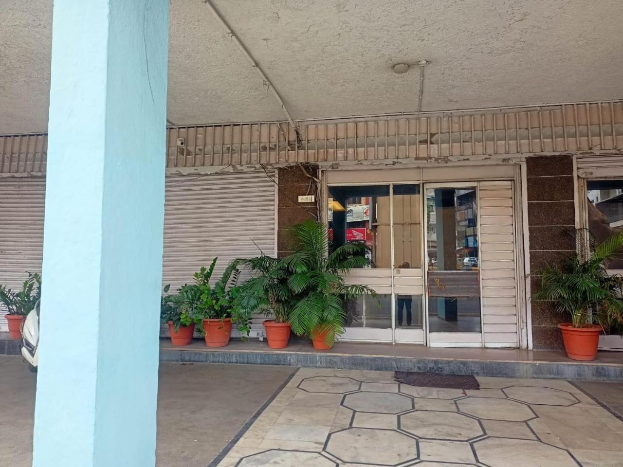 Hotel Skylark Nagpur Exterior foto